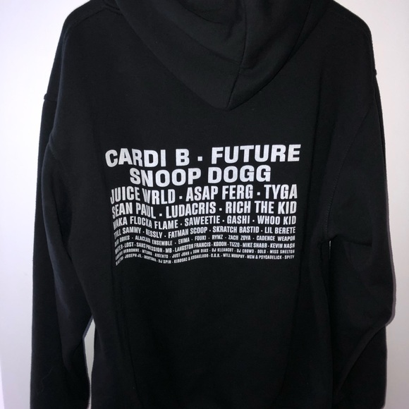 HOODIE - Picture 2 of 3